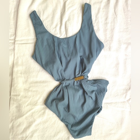 Andie Beautiful The Molokai Long Torso One Piece. - Picture 8 of 8